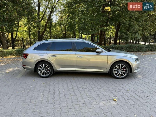 Skoda Superb 2016