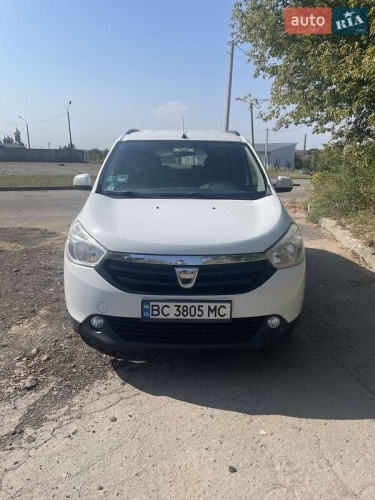 Dacia Lodgy 2012