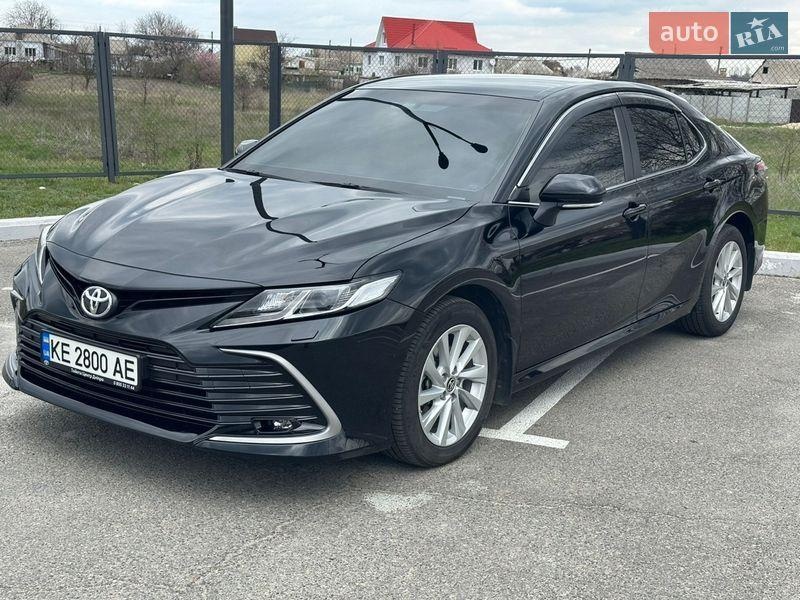 Toyota Camry 2023