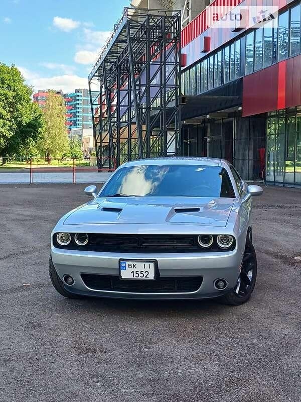 Dodge Challenger 2020