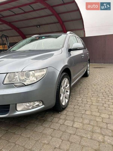 Skoda Superb 2010