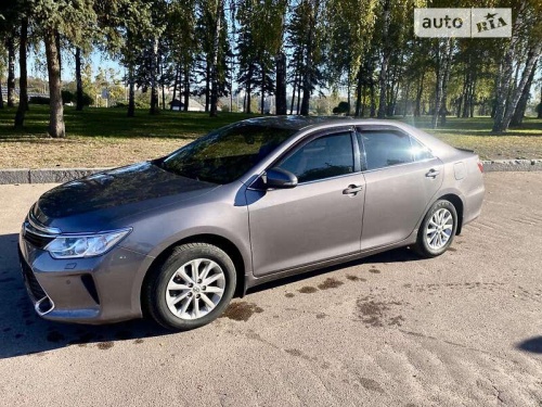 Toyota Camry 2016