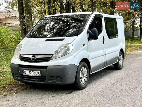 Opel Vivaro 2012