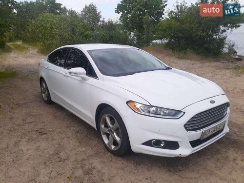 Ford Fusion 2016