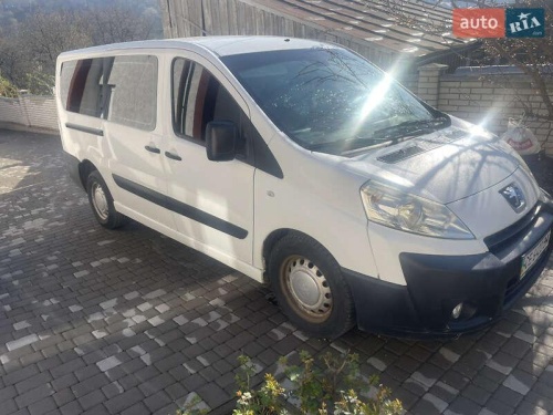 Peugeot Expert 2008