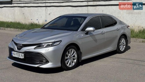 Toyota Camry 2020