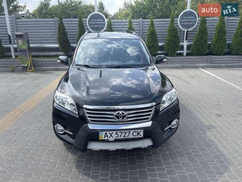 Toyota RAV4 2011