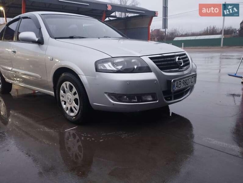 Nissan Almera 2011