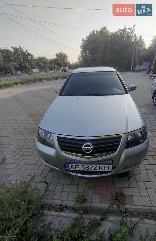 Nissan Almera 2011