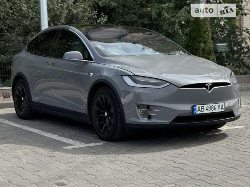 Tesla Model X 2017