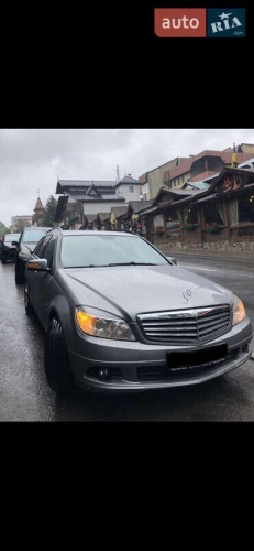 Mercedes-Benz C-Class 2010