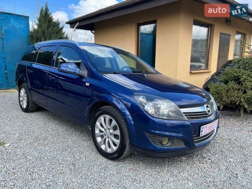 Opel Astra 2010