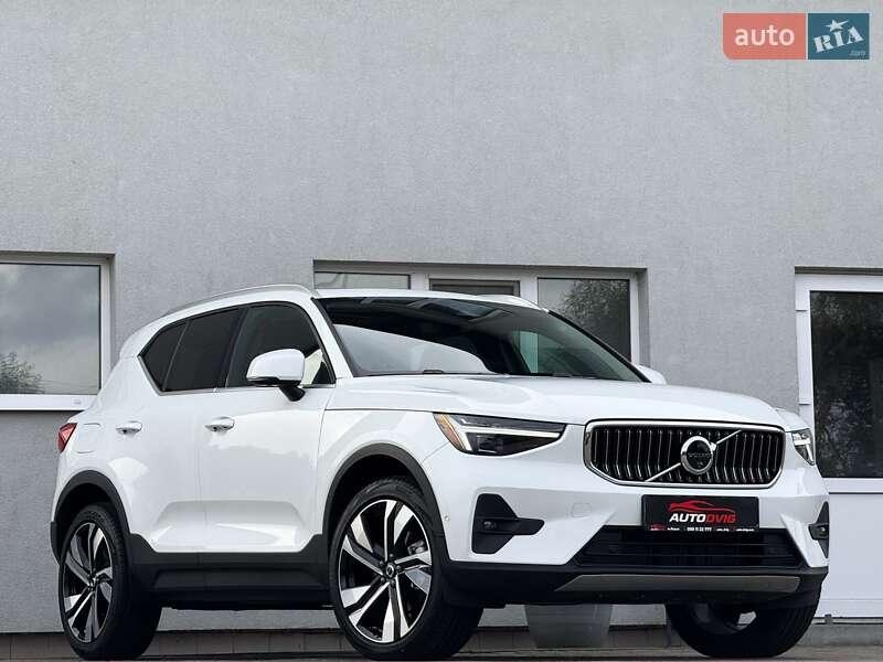 Volvo XC40 2024