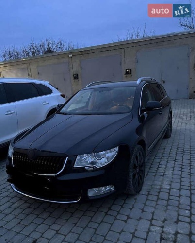 Skoda Superb 2011