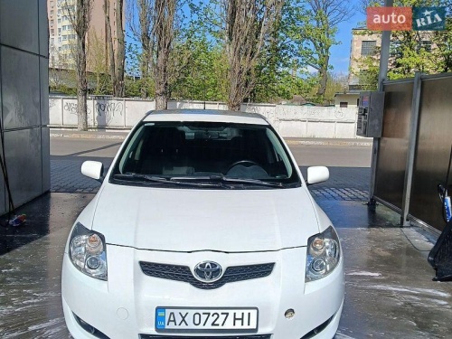 Toyota Auris 2009