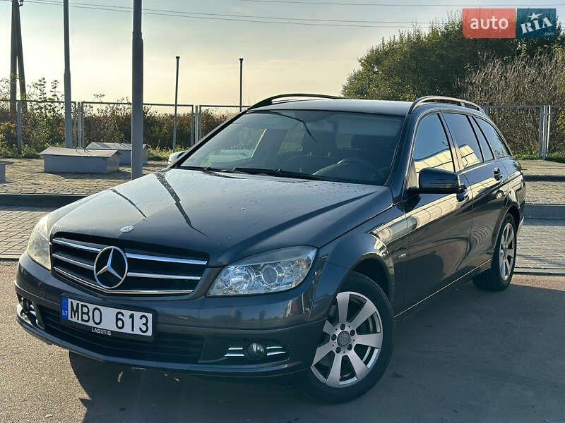 Mercedes-Benz C-Class 2010