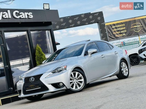 Lexus IS 2013