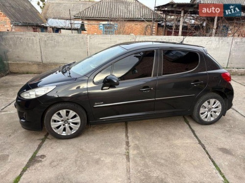 Peugeot 207 2012
