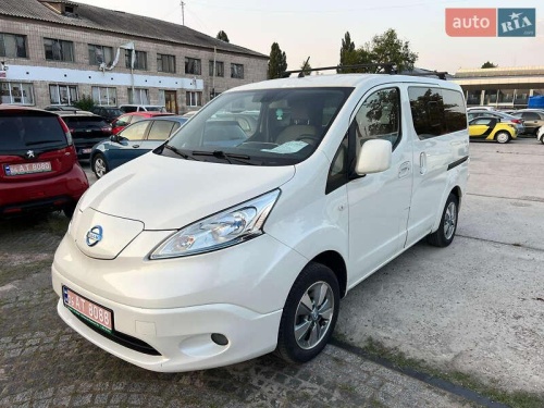 Nissan e-NV200 2015