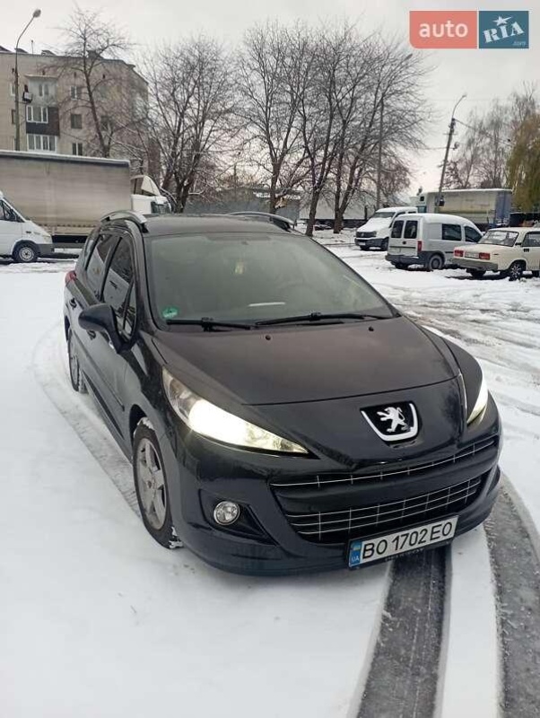 Peugeot 207 2011