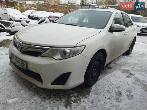 Toyota Camry 2014