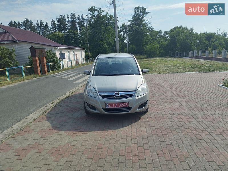 Opel Zafira 2008