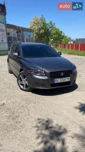 Volvo V50 2010