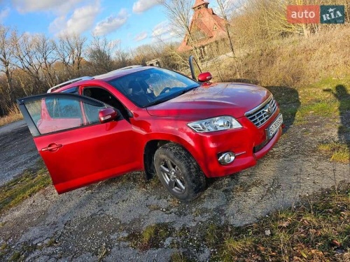 Toyota RAV4 2010