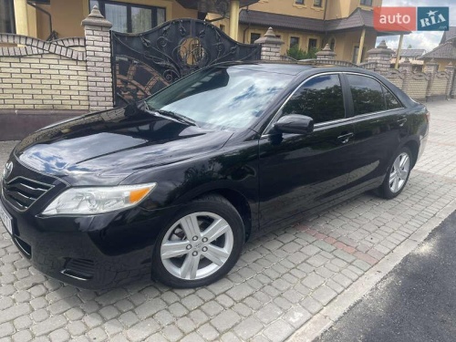 Toyota Camry 2010