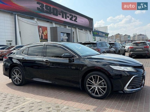 Toyota Camry 2023