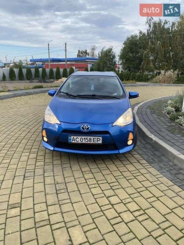 Toyota Prius 2012
