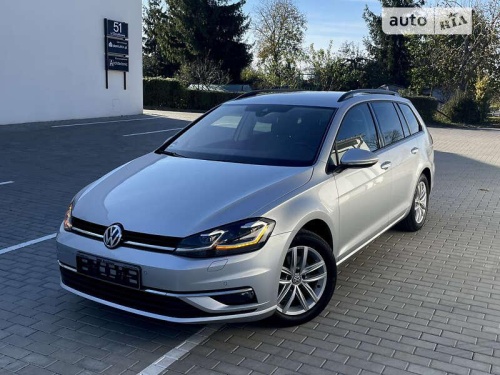 Volkswagen Golf 2020