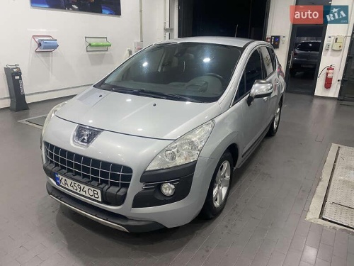 Peugeot 3008 2011