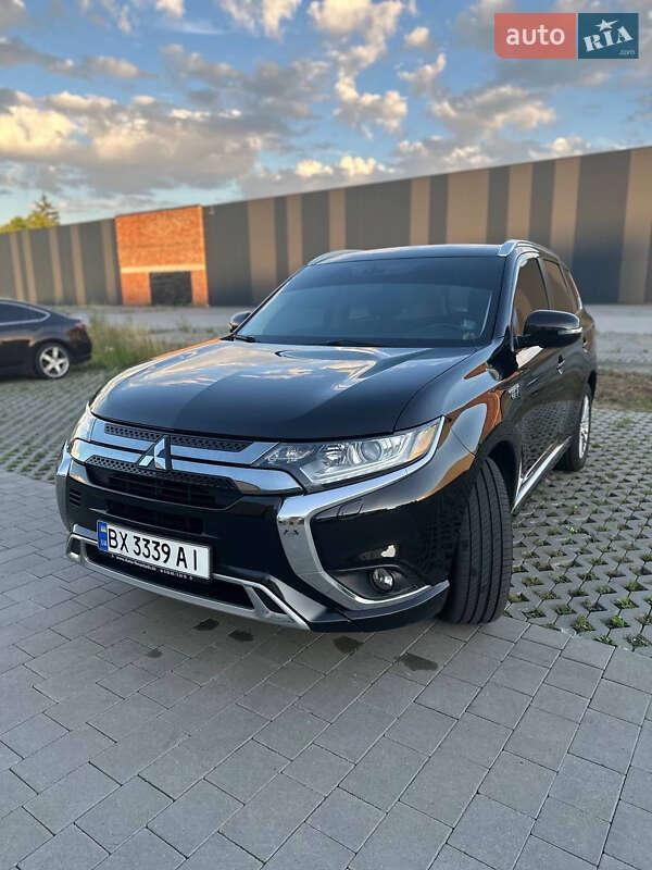 Mitsubishi Outlander 2018