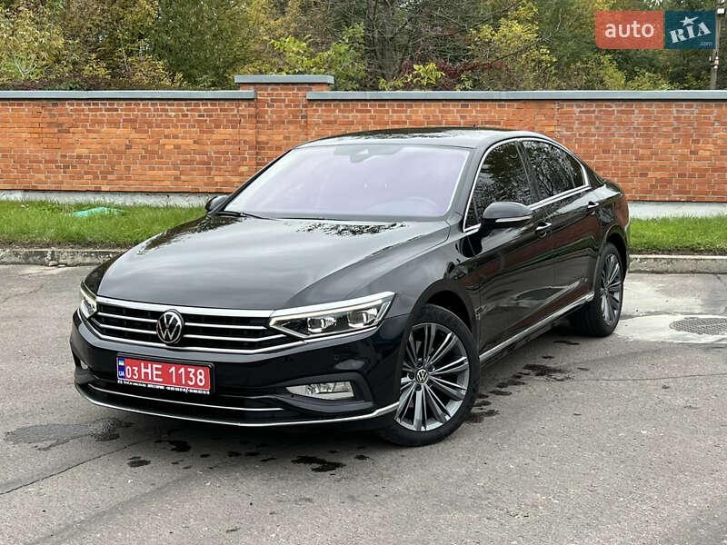 Volkswagen Passat 2021