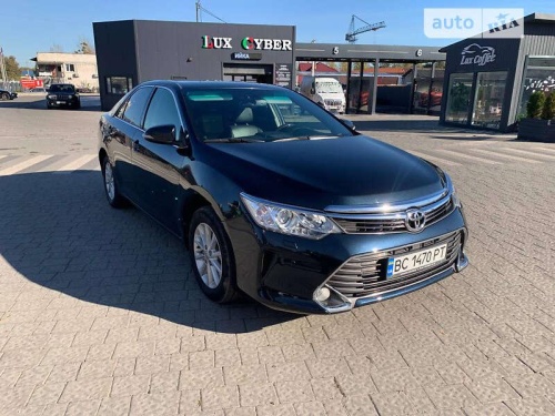 Toyota Camry 2015