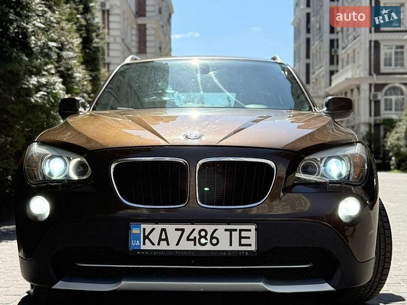 BMW X1 2011