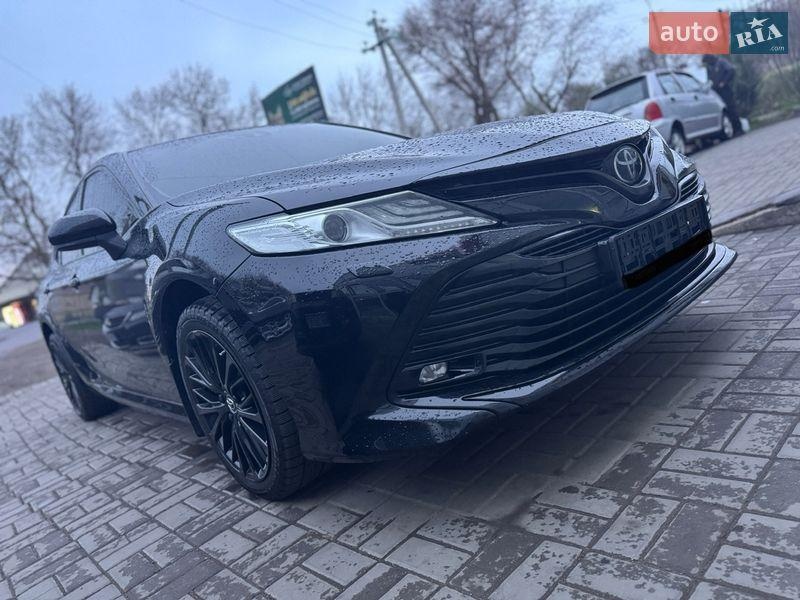 Toyota Camry 2018