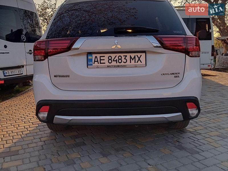 Mitsubishi Outlander 2017