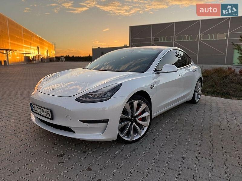 Tesla Model 3 2018