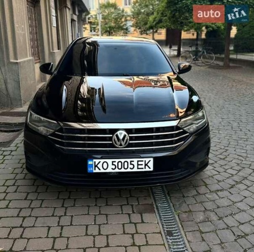 Volkswagen Jetta 2019