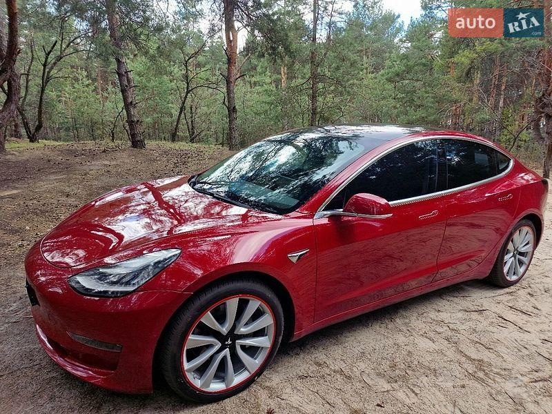 Tesla Model 3 2018