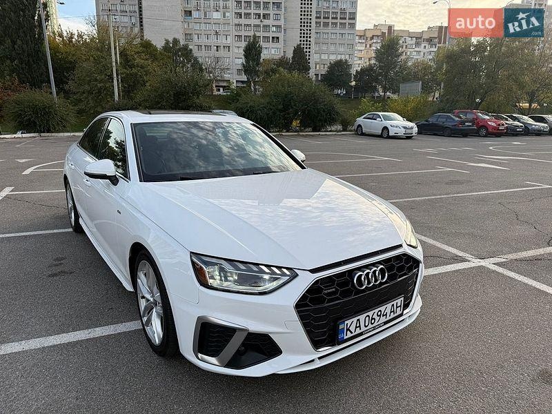 Audi A4 2022