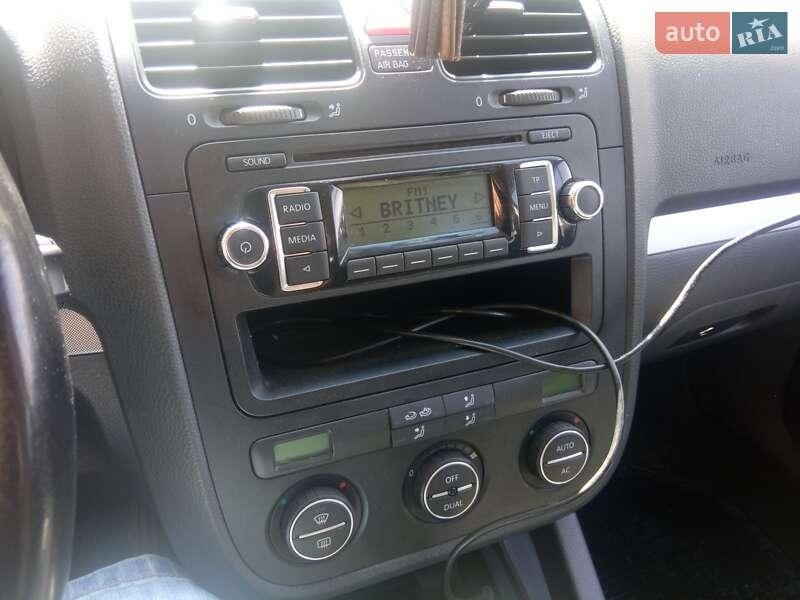 Volkswagen Golf 2009