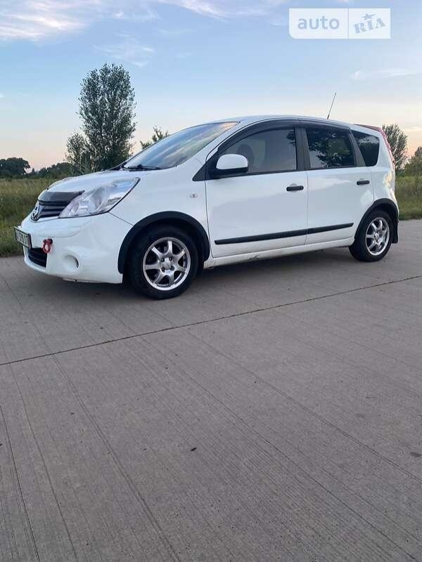 Nissan Note 2011