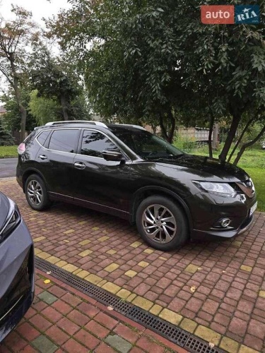 Nissan X-Trail 2016