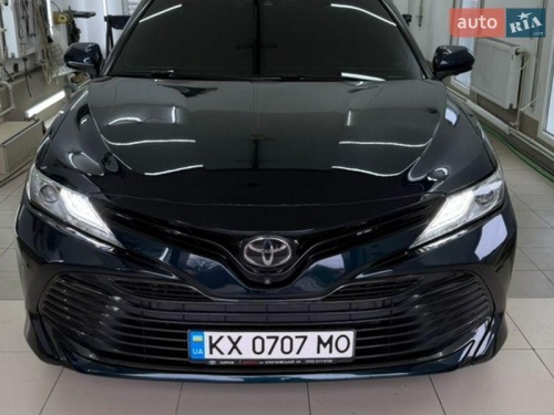 Toyota Camry 2018