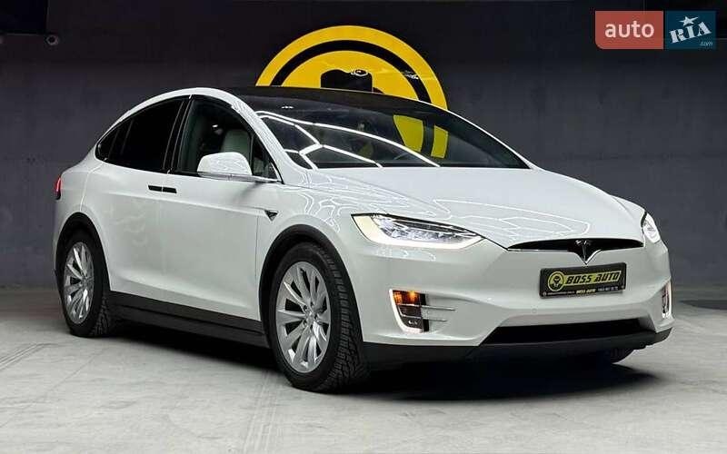 Tesla Model X 2017