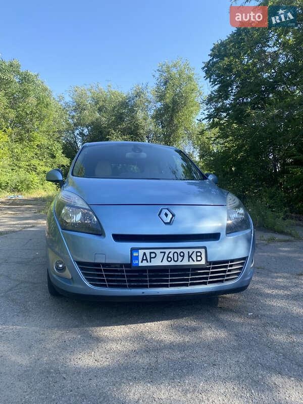 Renault Grand Scenic 2010