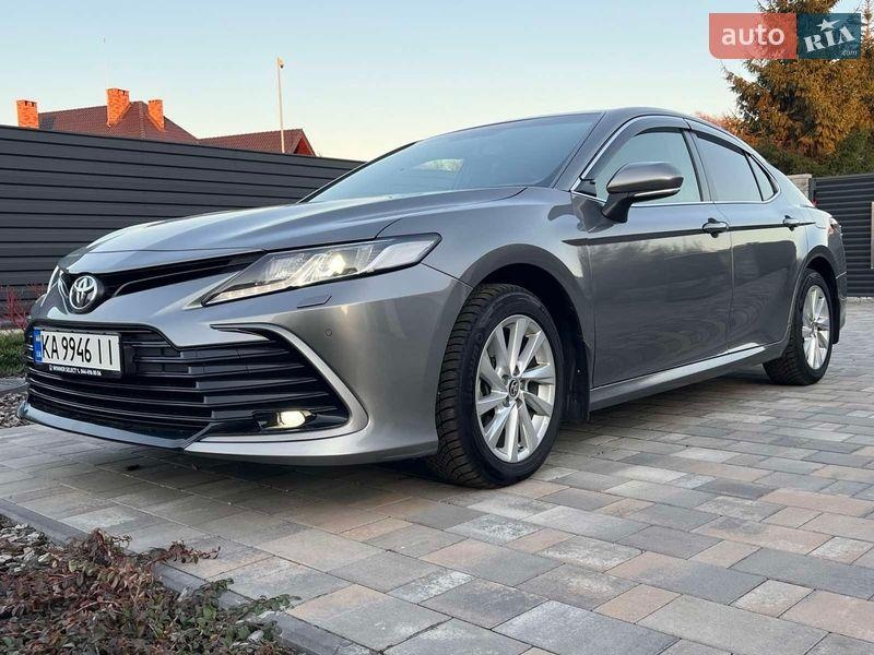 Toyota Camry 2023